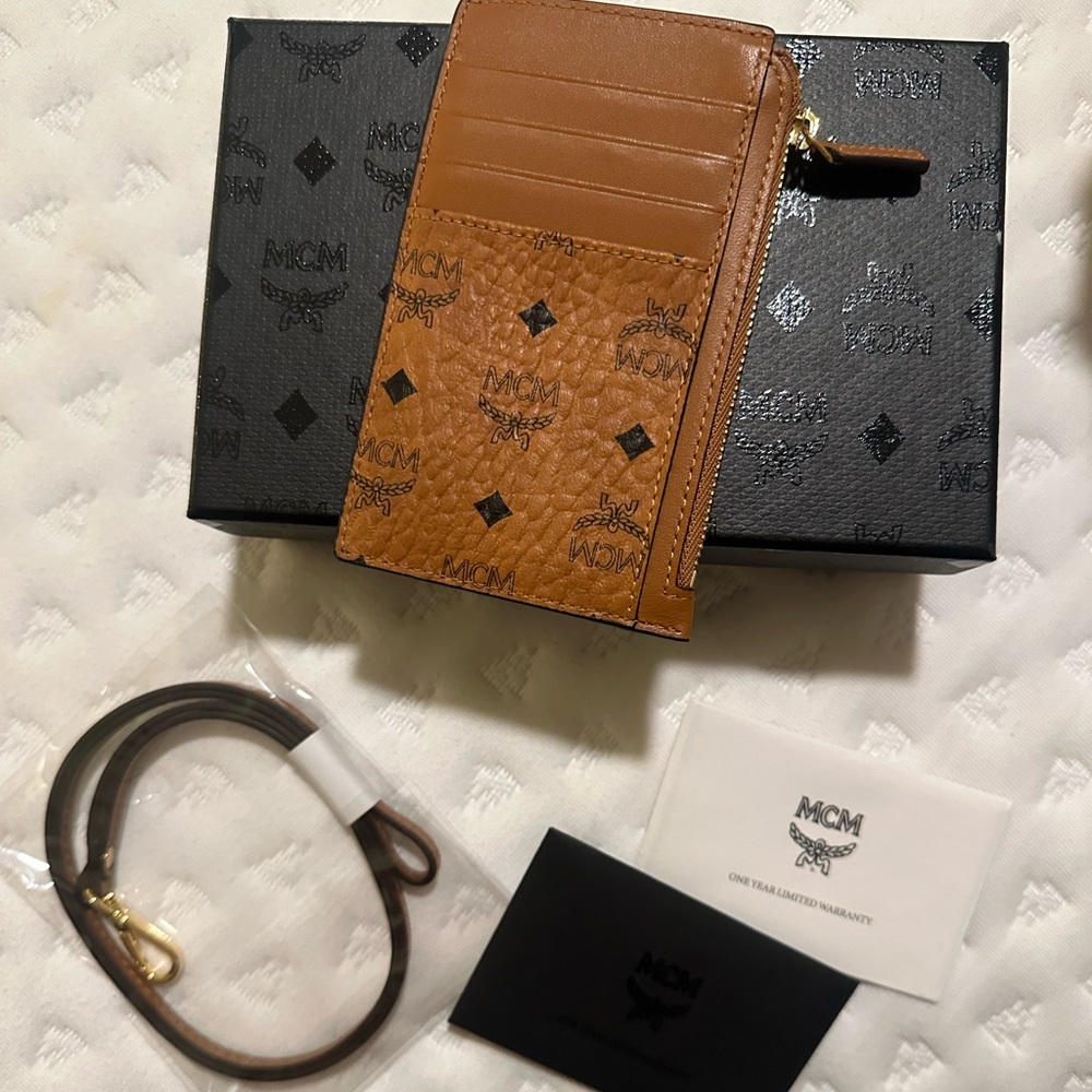 💥SOLD💥 MCM Card Holder with Lanyard